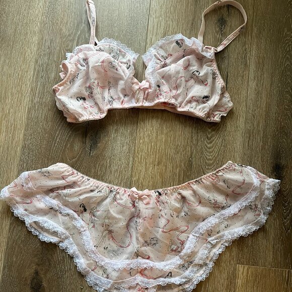 NWOT Agent Provocateur Cinta Bra (AP3) & French Knickers (AP4) Set - Pink Frilly - Picture 7 of 10